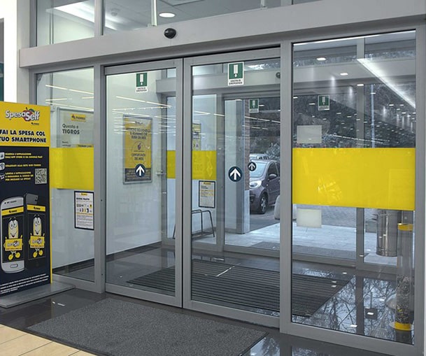 automazioni-e-porte-per-negozi-a-milano